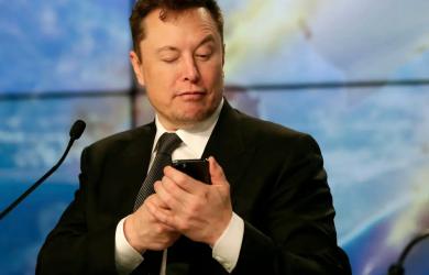 Elon Musk ví dùng TikTok với chứng hiếu động