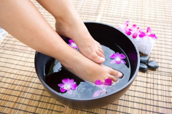 cách làm ấm tay chân, làm ấm tay chân, phương pháp làm ấm